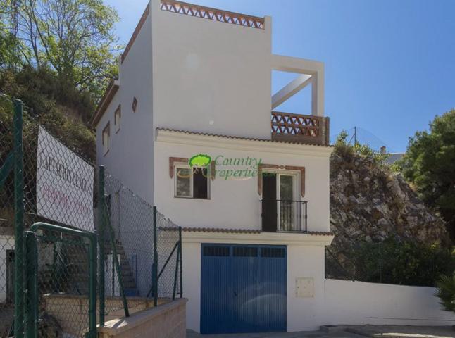 Casas de pueblo en venta en Cómpeta, Competa photo 0