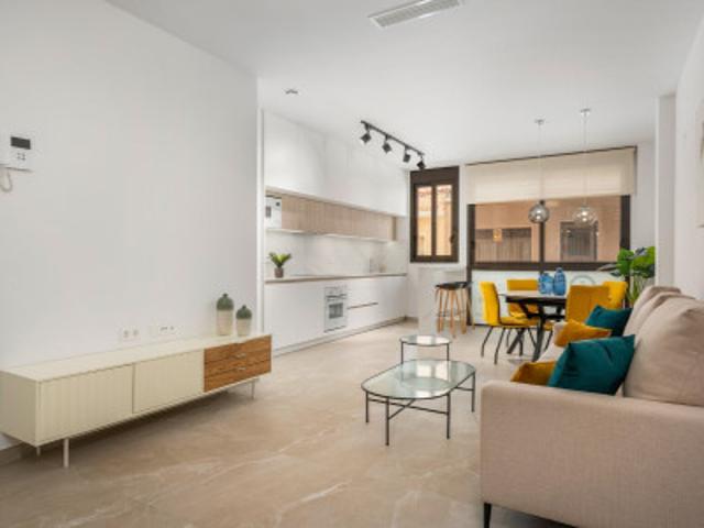 Apartamento en venta en Torrevieja photo 0