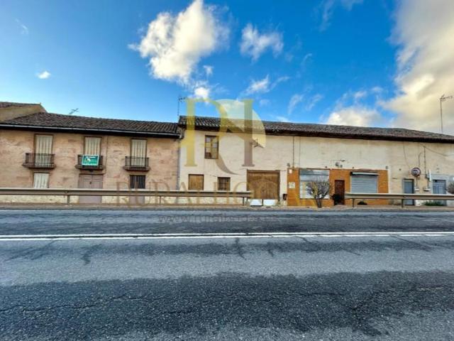 Casa en venta en Villaquejida photo 0