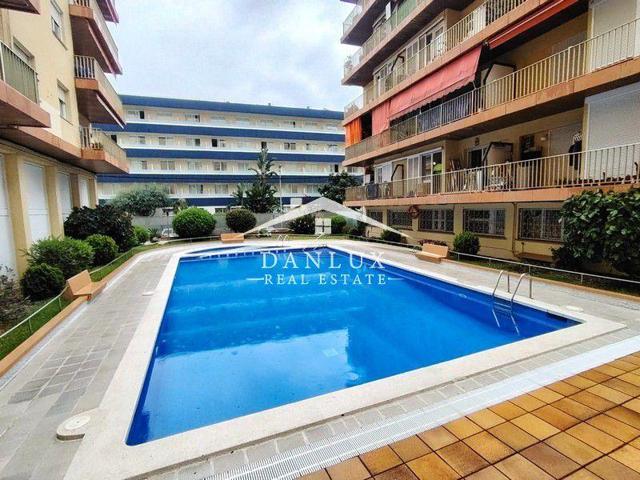 Apartamento en venta en Lloret de Mar, Fenals photo 0