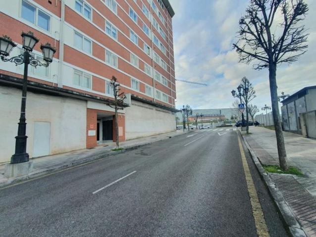 Local comercial en venta en Oviedo, Los Prados photo 0
