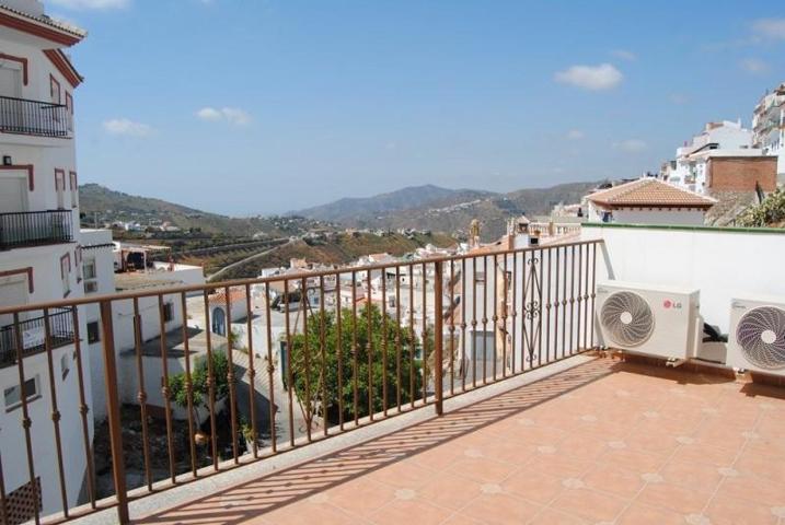Apartamento en venta en Cómpeta, Competa photo 0