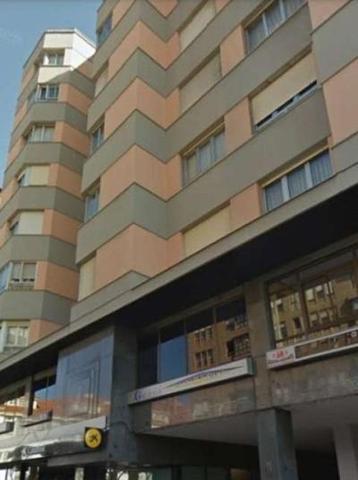 Local comercial en venta en Avilés, Centro photo 0
