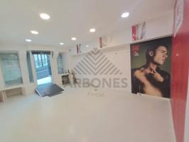 Local comercial en venta en Vigo, Casco Viejo photo 0