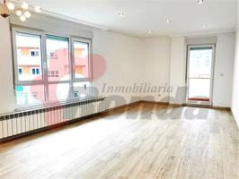 Piso en venta en Lugo photo 0