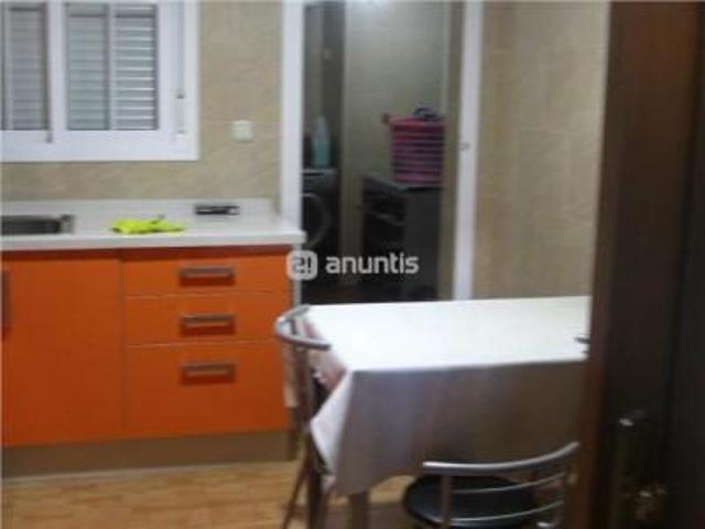 Piso en venta en Melilla, Centro photo 0