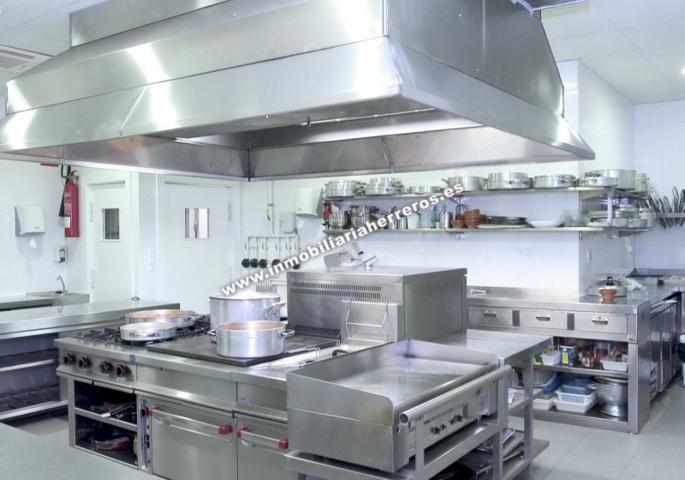 Local comercial en venta en Fuenmayor, Fuenmayor photo 0