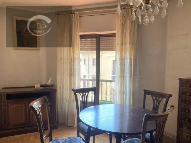 Piso en venta en Salamanca, Centro photo 0