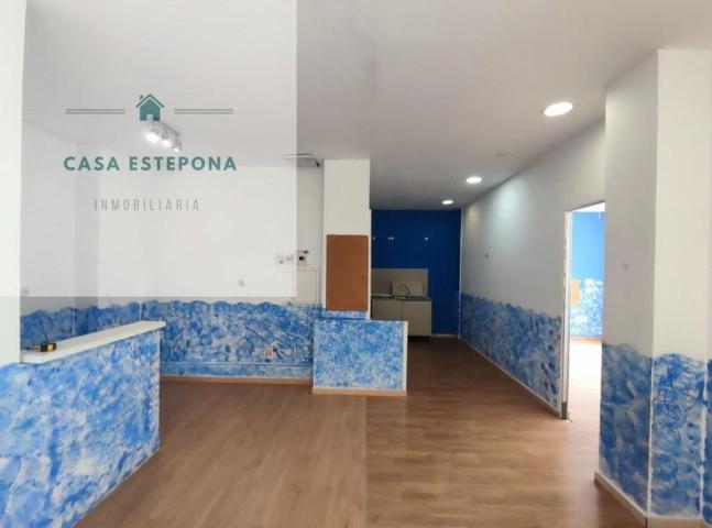 Local comercial en venta en Estepona, Centro photo 0