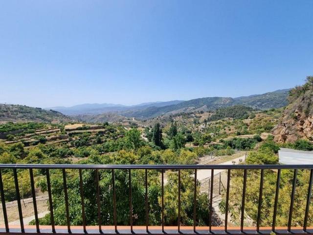 Chalet en venta en Yunquera, Costa del Sol photo 0