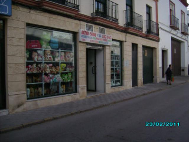 Local comercial en venta en Marchena, Avenida photo 0