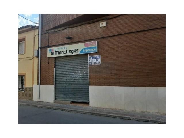 Nave industrial en venta en Quintanar de la Orden photo 0