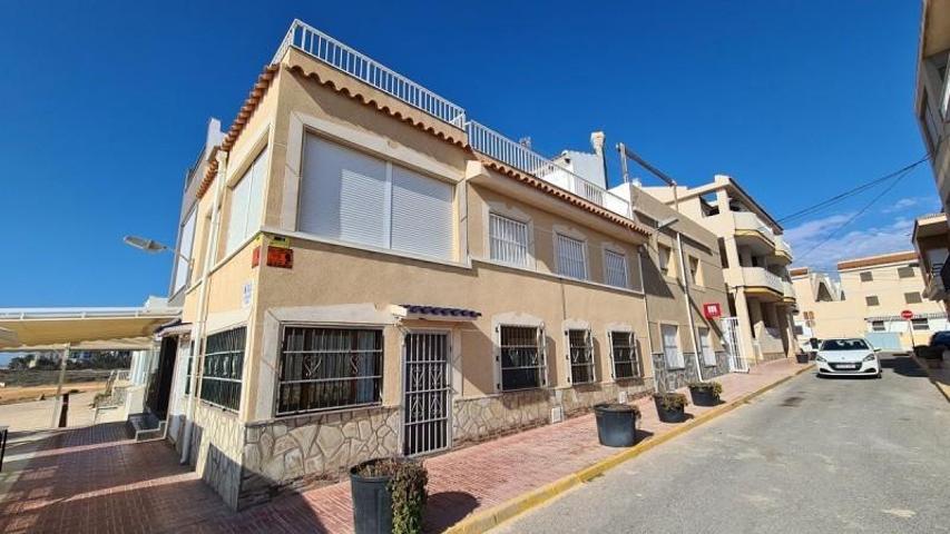 Bungalow en venta en Torrevieja photo 0