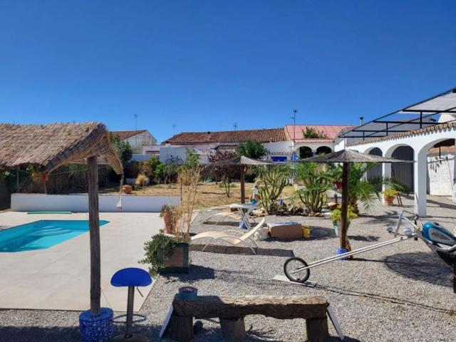 Casa en venta en Granja de Torrehermosa, Granja De Torrehermosa photo 0