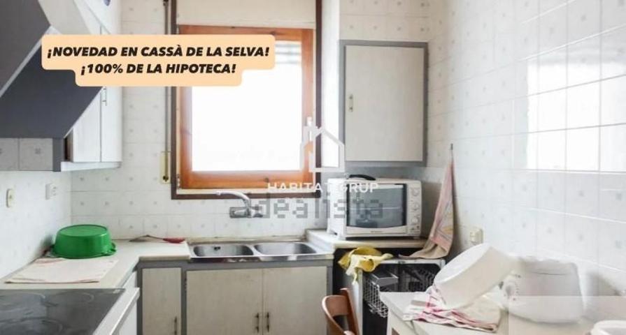 Chalet en venta en Cassà de la Selva photo 0