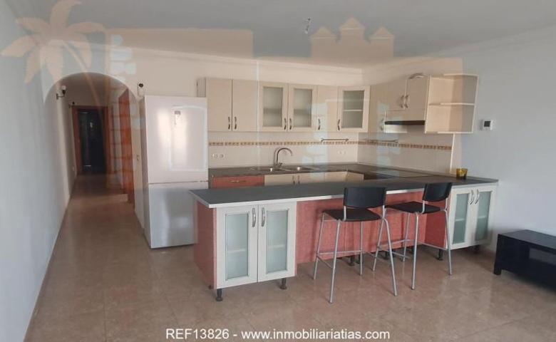 Piso en venta en Arrecife, Argana Alta photo 0