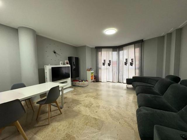 Piso en venta en Sueca, Sueca photo 0