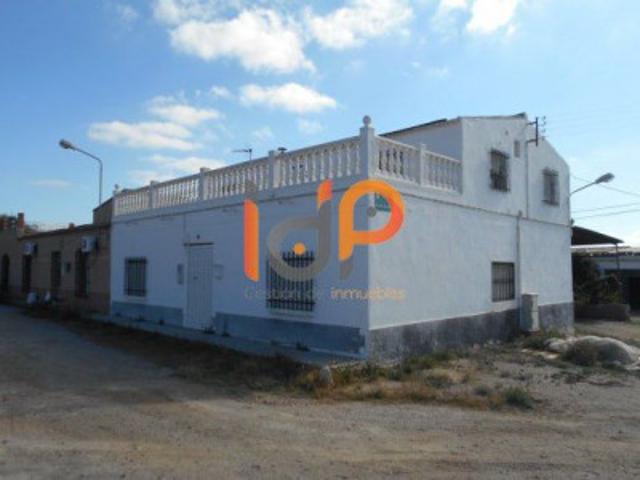 Adosada en venta en Zurgena, Zurgena photo 0