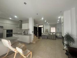 Casa en venta en Zahara de la Sierra, Centro photo 0