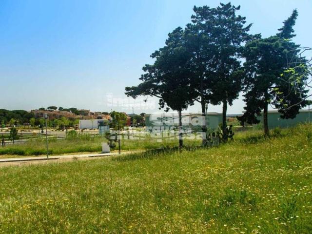 Terreno en venta en Mont-ras photo 0