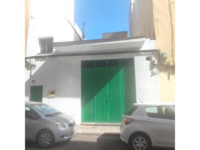 Local comercial en venta en La Laguna photo 0