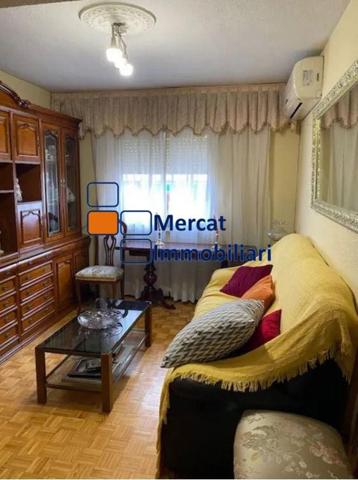 Piso en venta en Cornellà de Llobregat, Sant Ildefonso photo 0