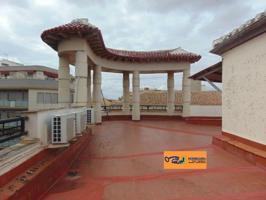 Piso en venta en Valdepeñas, Seis de Junio photo 0