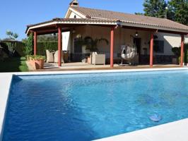 Casa con terreno en venta en Gibraleón photo 0