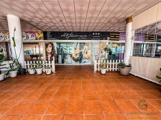 Local comercial en venta en Adeje, Adeje photo 0