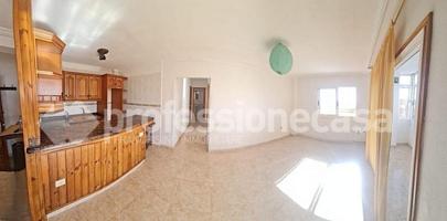 Apartamento en venta en Candelaria, Las Caletillas photo 0