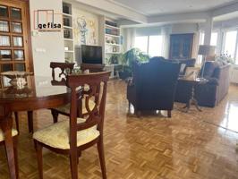 Piso en venta en Valdepeñas, Centro photo 0