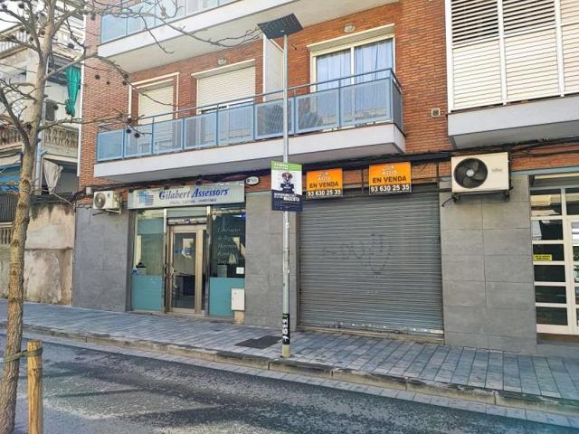 Local comercial en venta en Sant Boi de Llobregat, Centre photo 0