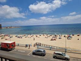 Apartamento en venta en Torrevieja, Playa de los locos photo 0