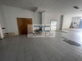 Local comercial en venta en Llombai photo 0