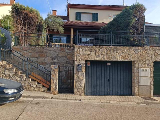 Bungalow en venta en San Martín de Valdeiglesias photo 0