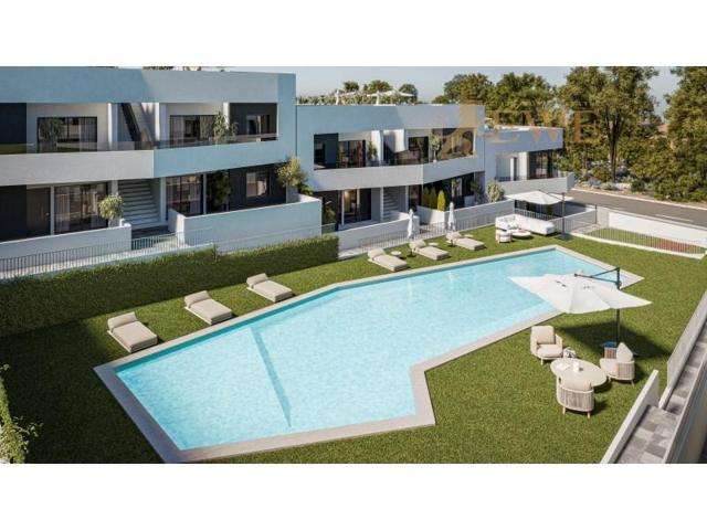 Apartamento en venta en San Miguel de Salinas photo 0