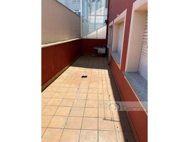 Edificio en venta en Sarria, Las casetas photo 0