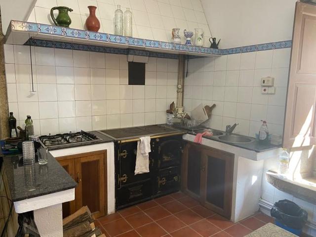 Casa con terreno en venta en Lalín photo 0