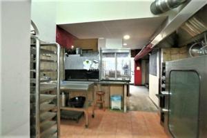 Local comercial en venta en Santa Coloma de Gramenet, Riera alta photo 0