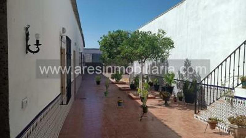 Casa en venta en Fuente Palmera, Fuente Carreteros photo 0