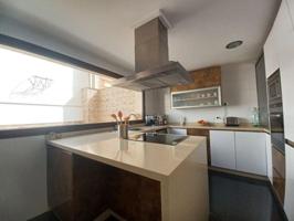 Casa en venta en Loja, Centro photo 0