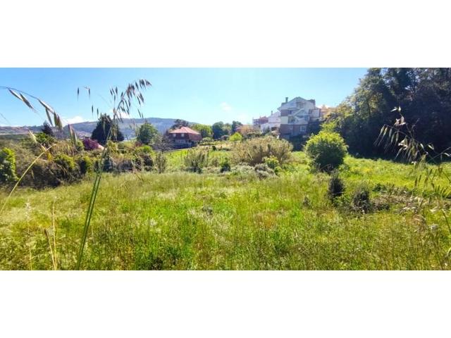 Terreno en venta en Vigo photo 0