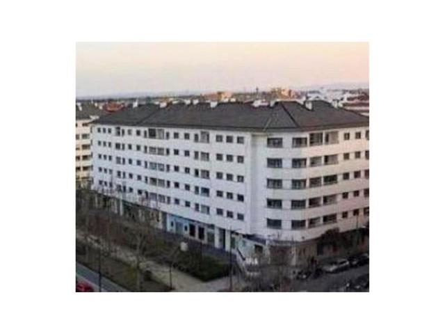 Piso en venta en Albacete photo 0