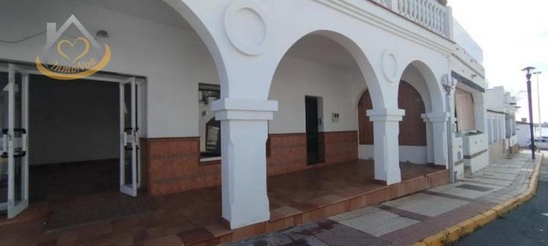 Local comercial en venta en Cartaya, Cartaya photo 0