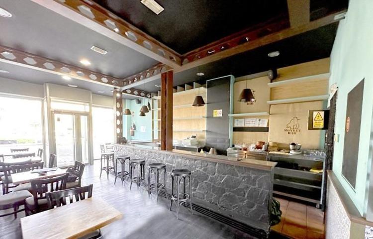 Local comercial en venta en Santiago de Compostela, Conxo de Arriba photo 0