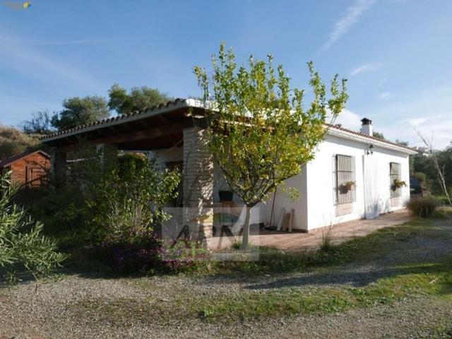 Casa con terreno en venta en Alora photo 0
