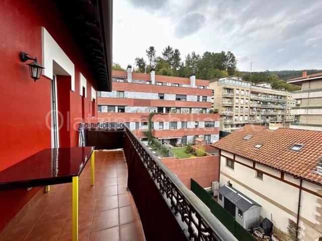 Piso en venta en Balmaseda, Balmaseda photo 0