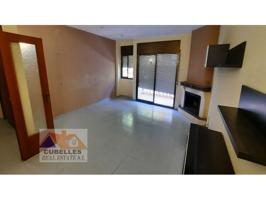 Piso en venta en Cubelles photo 0