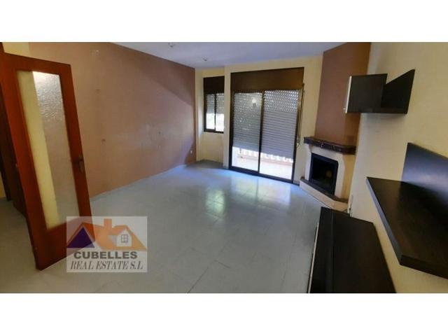 Piso en venta en Cubelles photo 0