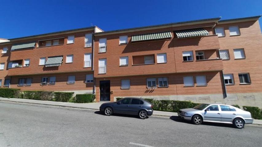 Piso en venta en Segovia, Puente Hierro photo 0